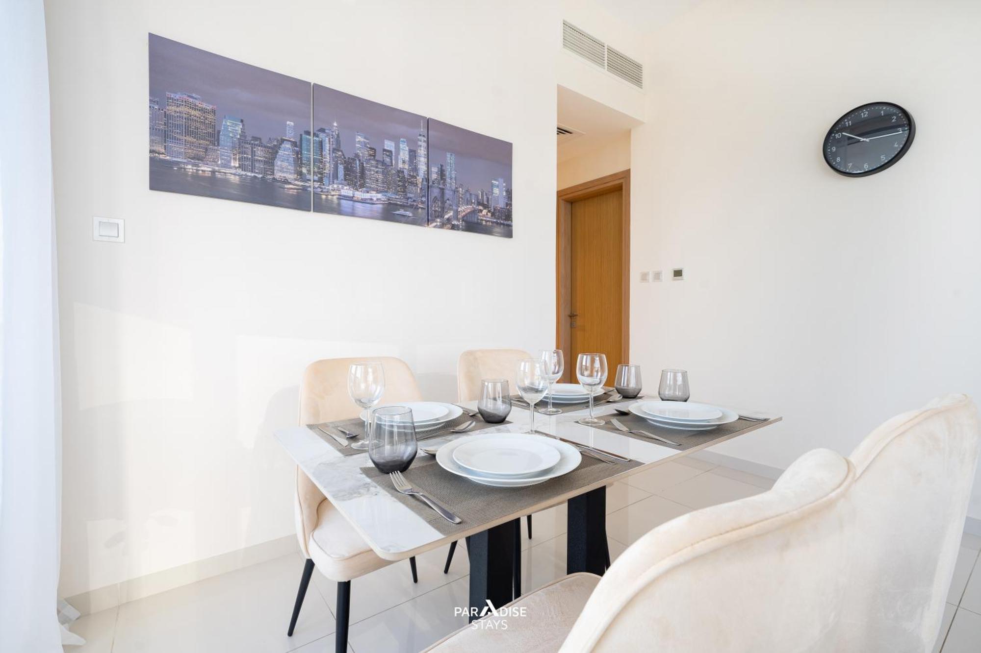 Burj Khalifa & Downtown Views - Prime Location * Dubai